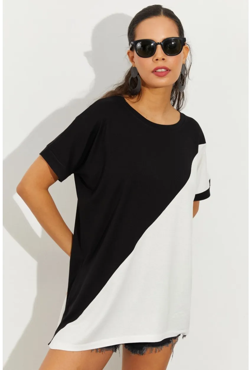Kadın Siyah-Beyaz Asimetrik Bloklu Bluz ST2024