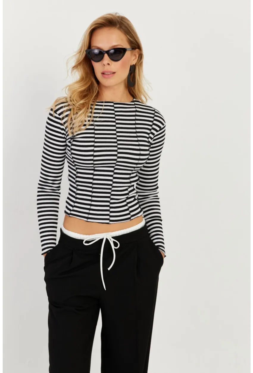 Kadın Siyah-Beyaz Çizgili Bluz CY335