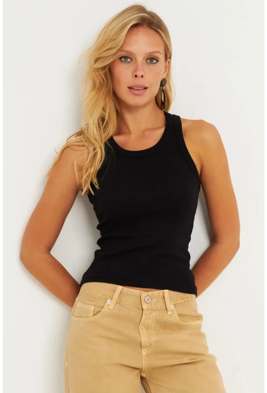 Kadın Siyah-Beyaz İkili Halter Yaka Fitilli Bluz MK12