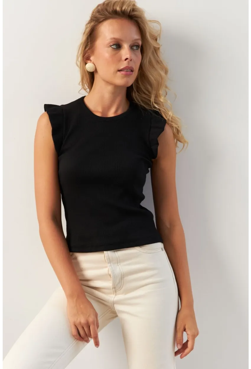 Kadın Siyah-Beyaz İkili Omuz Fırfırlı Bluz MK25