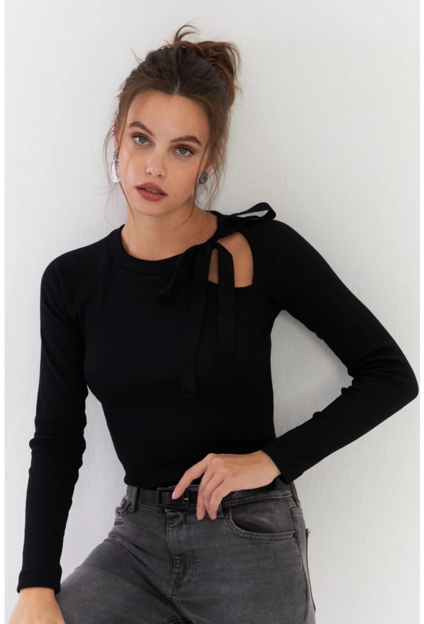Kadın Siyah Boyun Bağlamalı Kaşkorse Bluz EY2930