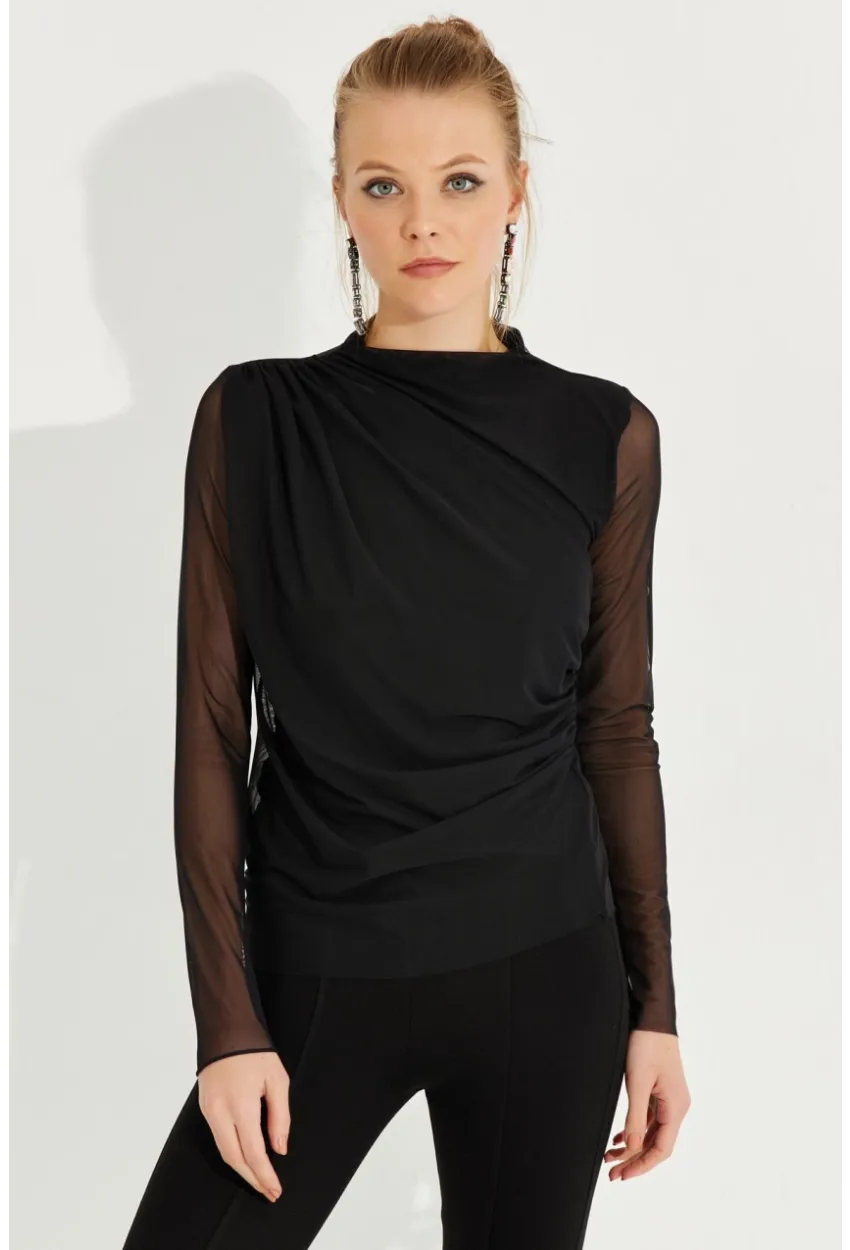 Kadın Siyah Büzgülü Drapeli Tül Bluz LPP1244