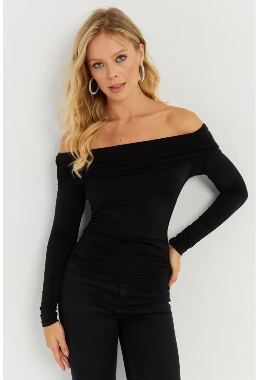 Kadın Siyah Büzgülü Madonna Bluz MON1119