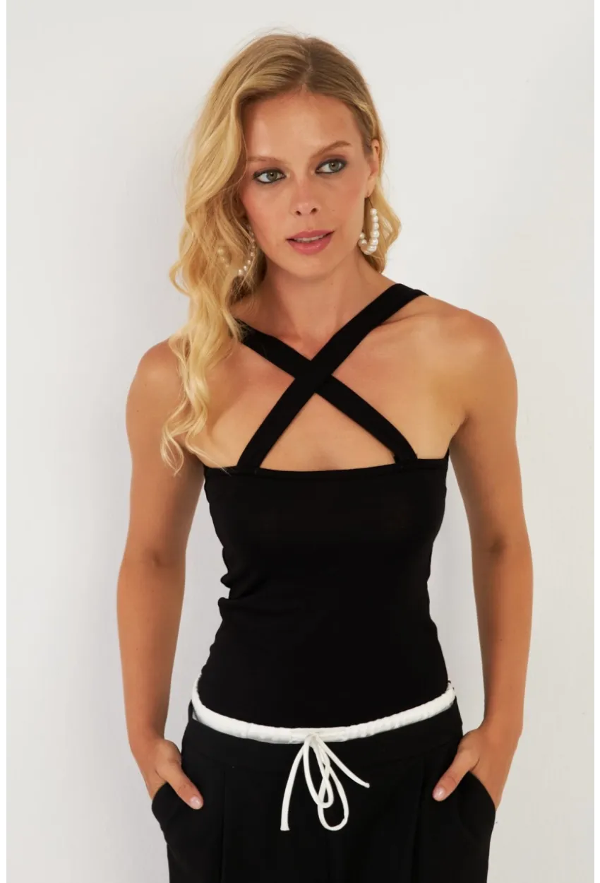 Kadın Siyah Çapraz Yaka Bluz EY2846