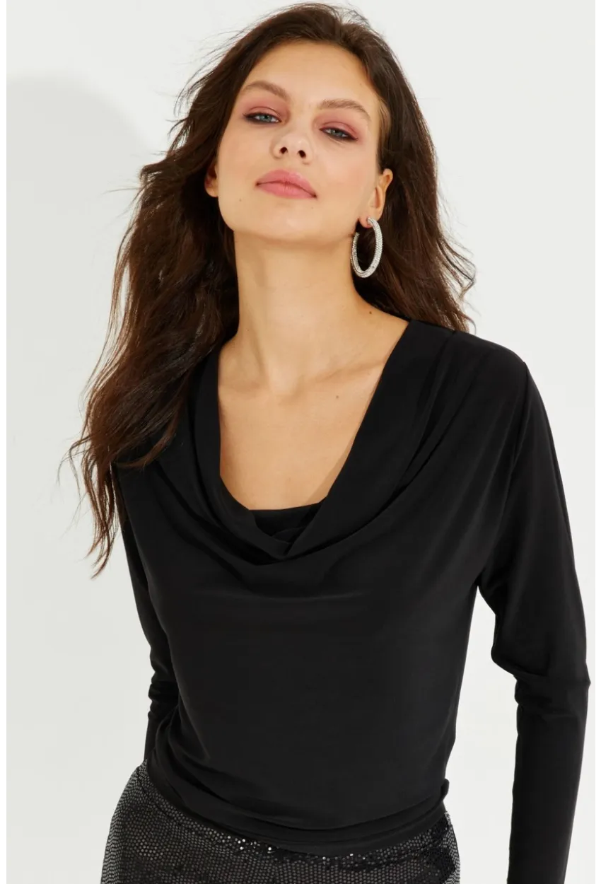 Kadın Siyah Degaje Yaka Bluz LPP1234