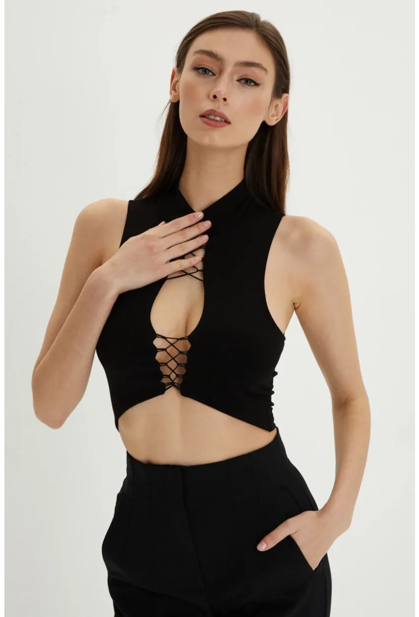 Kadın Siyah Dekolteli Crop Bluz B1610