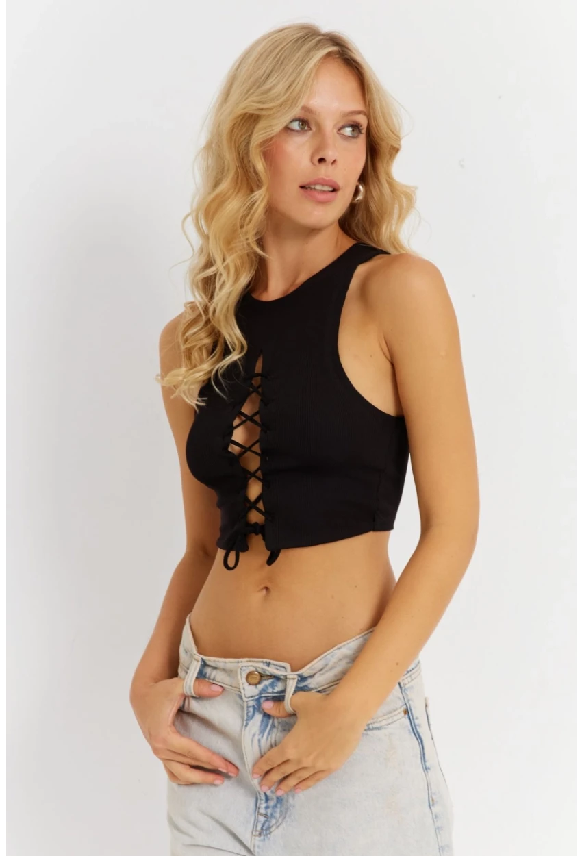 Kadın Siyah Detaylı Crop Bluz AYD375