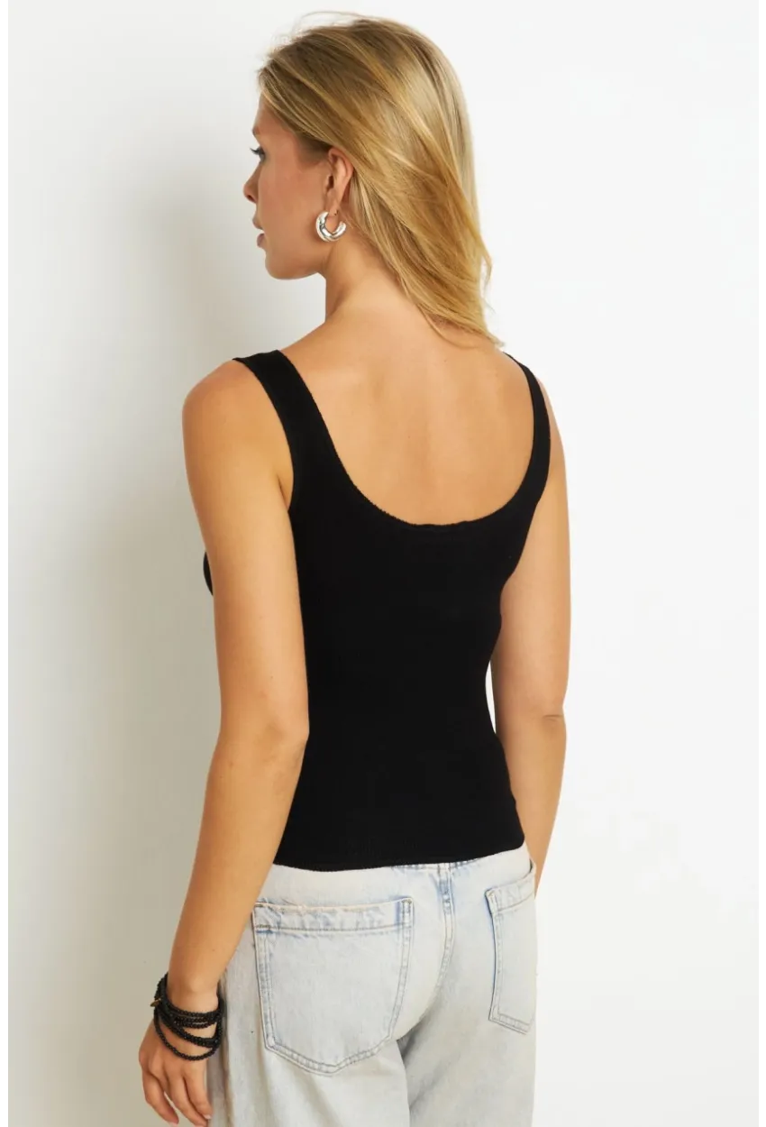 Kadın Siyah Düğme Aksesuarlı Bluz MK14