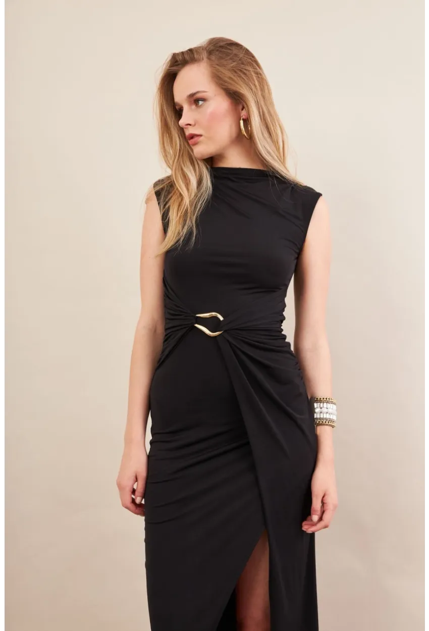 Kadın Siyah Eteği Kruvaze Tokalı Midi elbise KED7340
