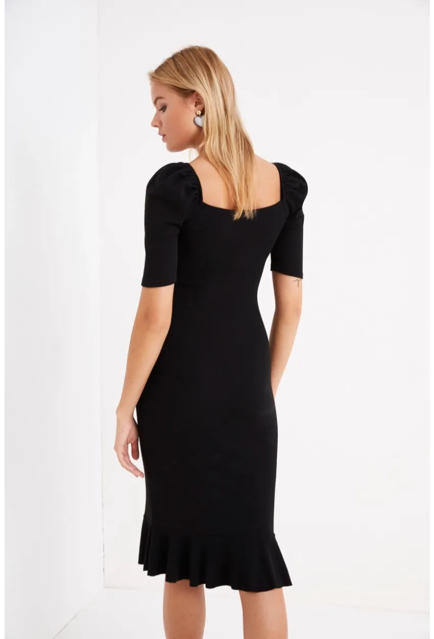 Kadın Siyah Eteği Volanlı Balon Kol Kaşkorse Maxi Elbise Yİ1896