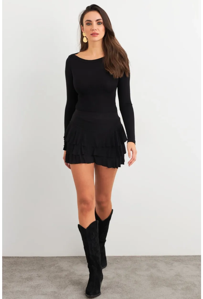 Kadın Siyah Fırfırlı Şort Etek ELT3915