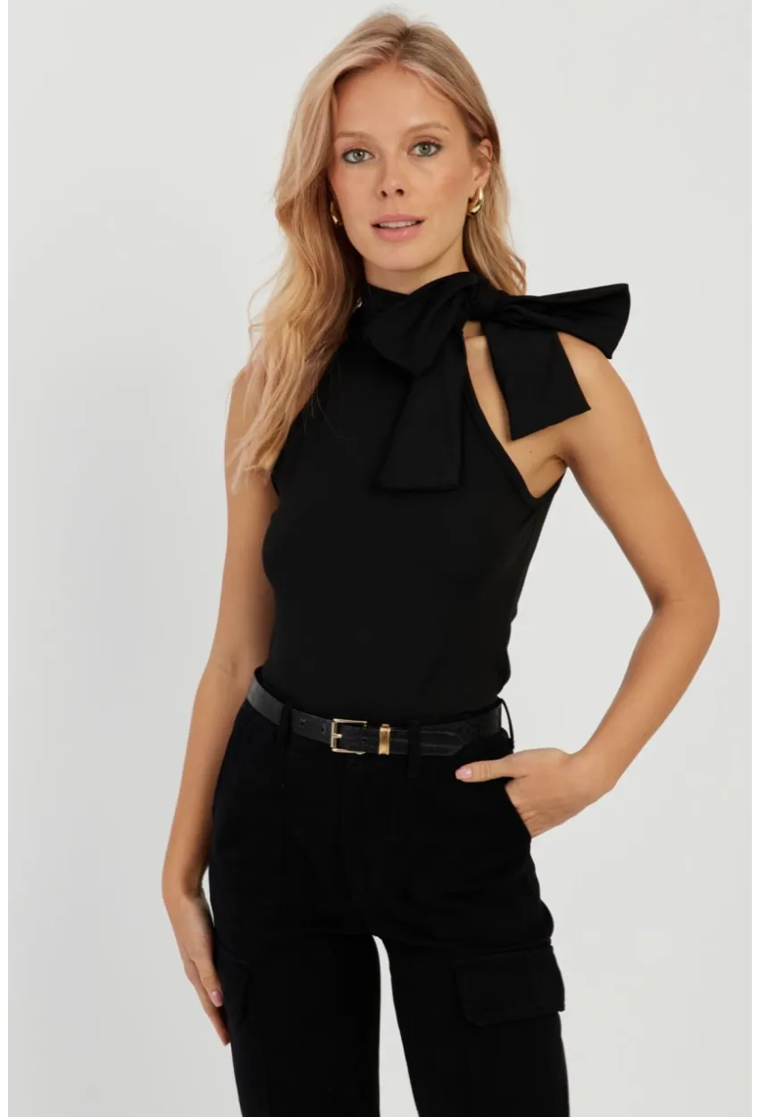 Kadın Siyah Fiyonklu Crop Bluz EY2726