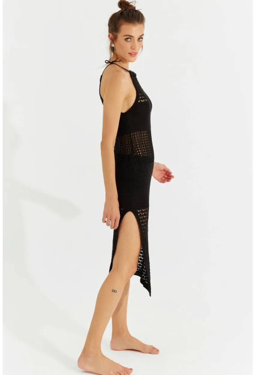 Kadın Siyah Halter Yaka Ajurlu Midi Elbise SF2506