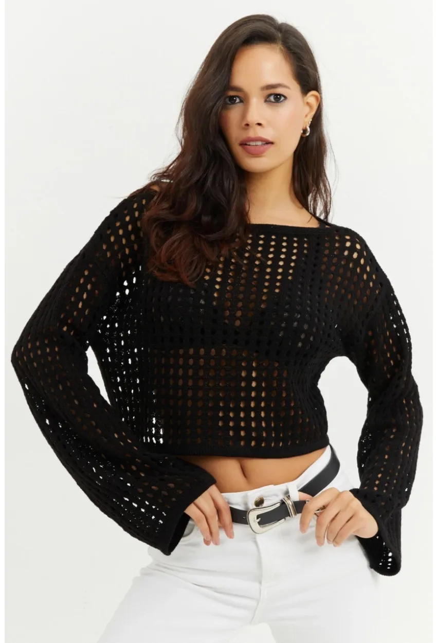 Kadın Siyah İspanyol Kol Ajurlu Triko Kısa Bluz SMT181