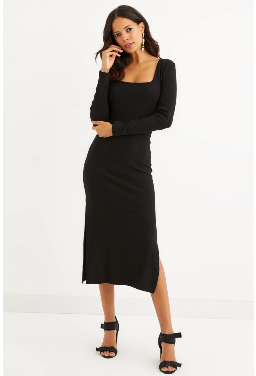 Kadın Siyah Kare Yaka Çift Yırtmaçlı Midi Elbise Yİ2360