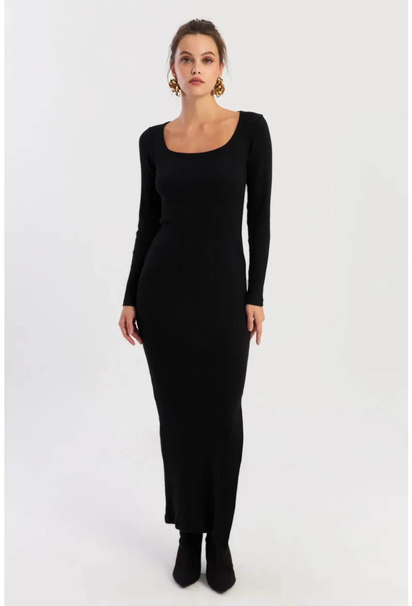 Kadın Siyah Kare Yaka Maxi Elbise XL2211