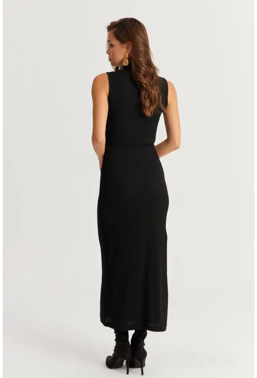 Kadın Siyah Kaşkorse Maxi Elbise EY2924