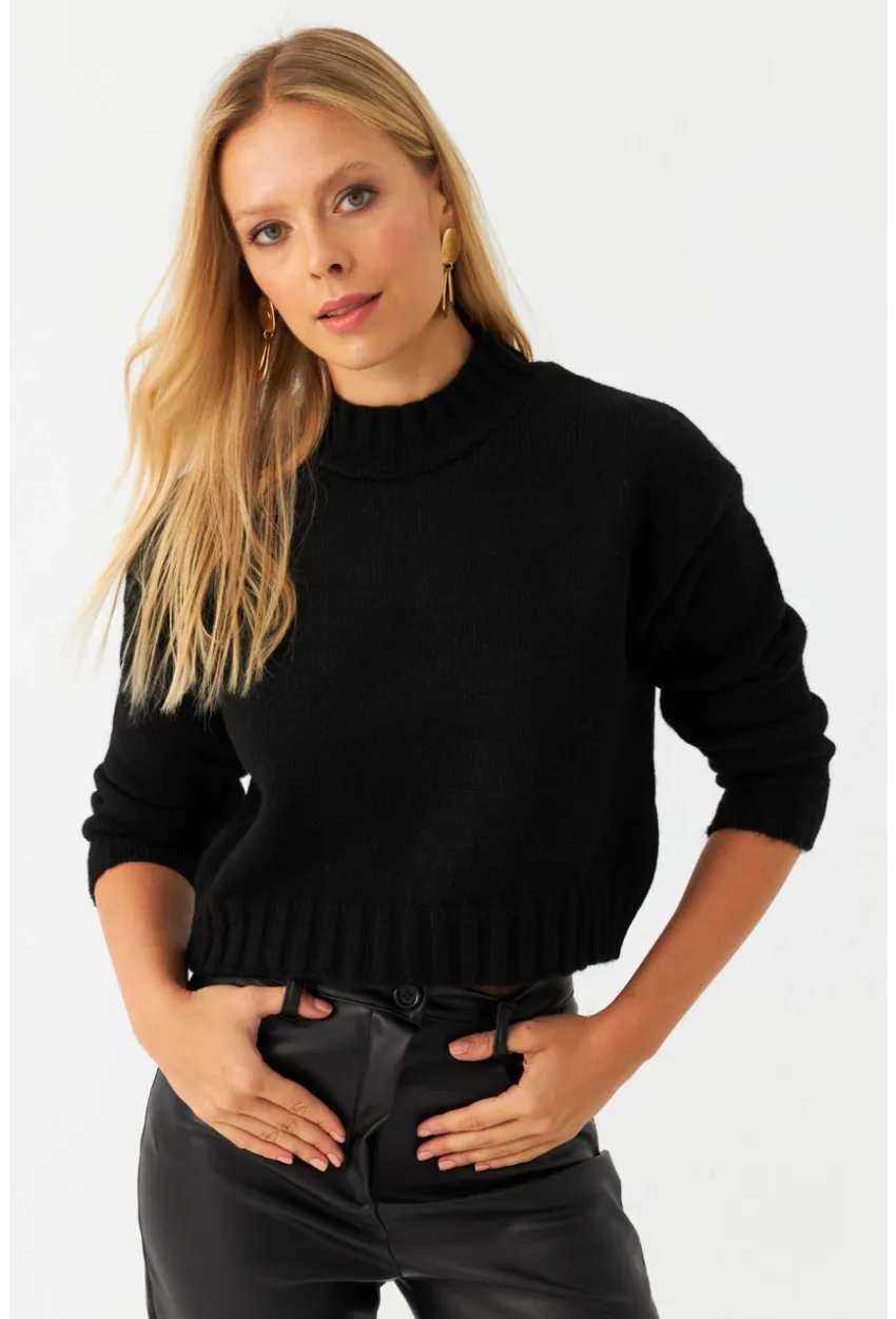 Kadın Siyah Kısa Triko Kazak YV301