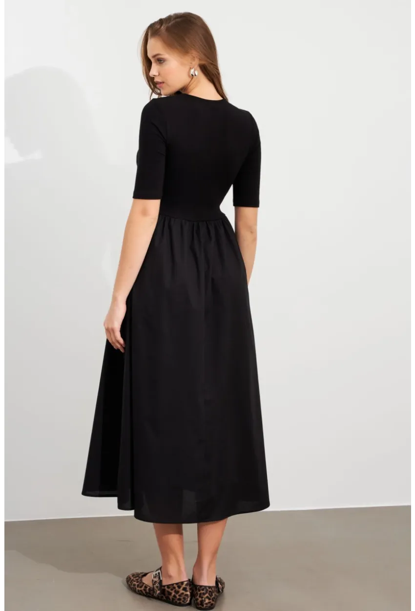 Kadın Siyah Kontrast Kumaşlı Midi Elbise MDMR457