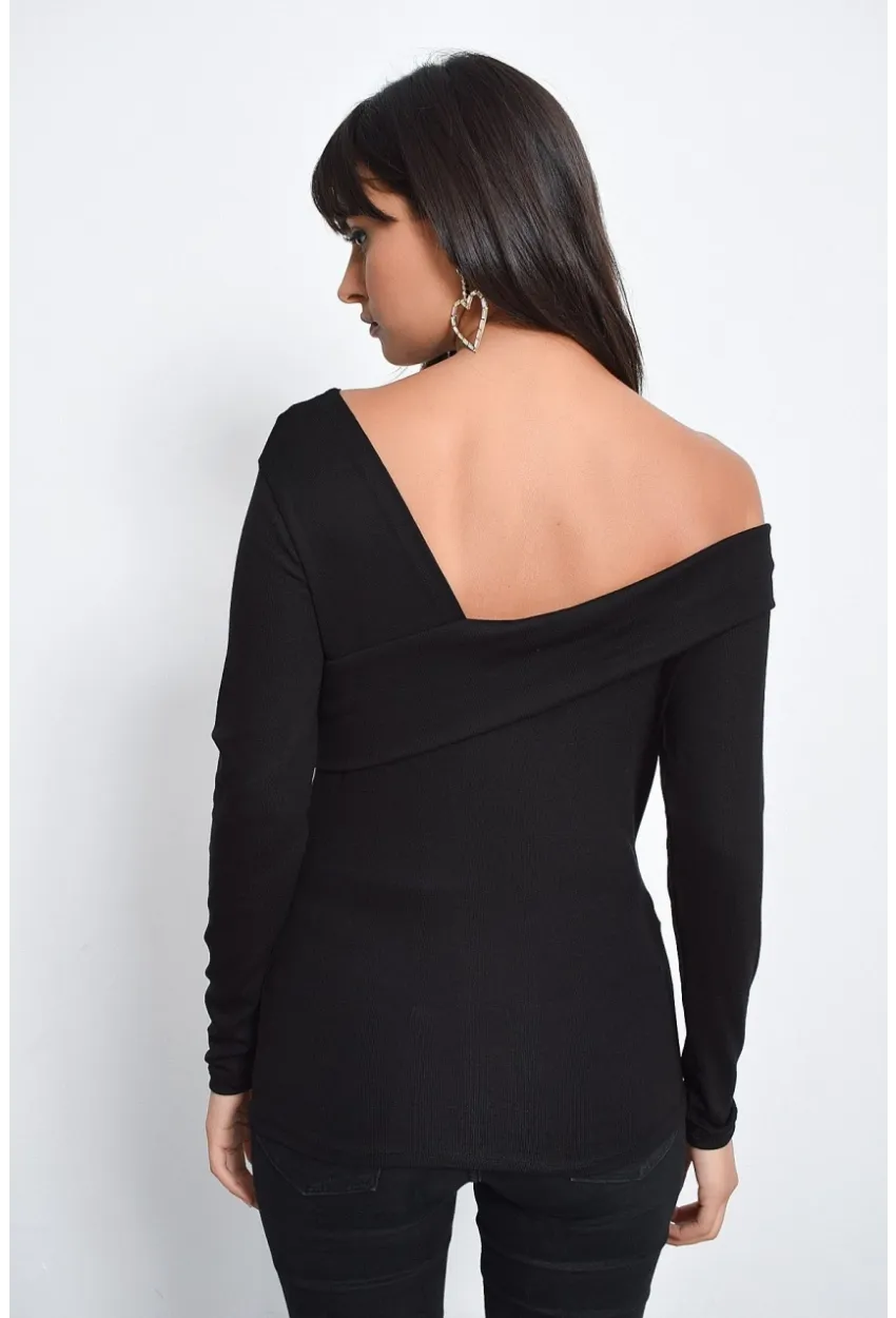 Kadın Siyah Madonna Yaka Bluz B10