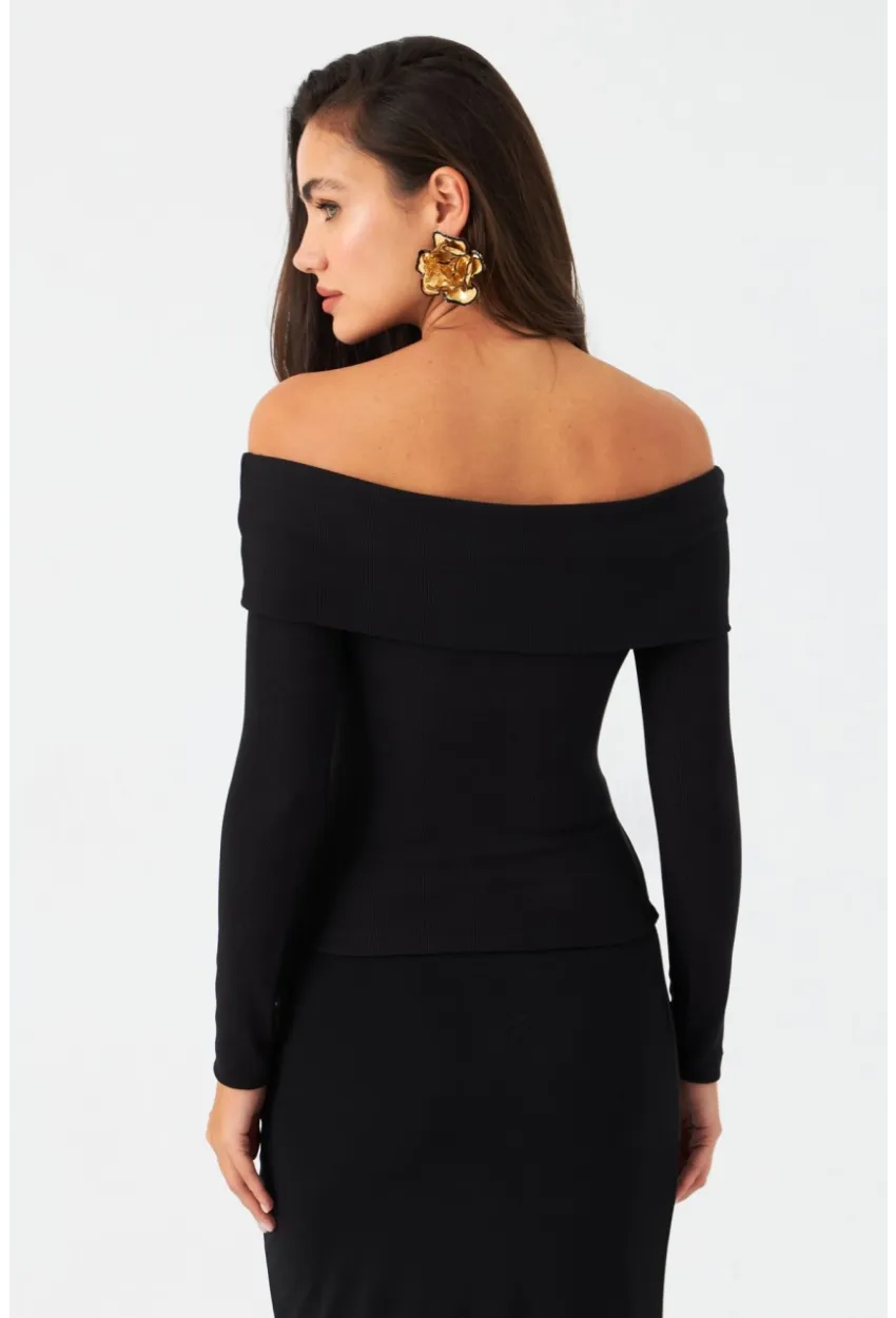 Kadın Siyah Madonna Yaka Bluz RLO77