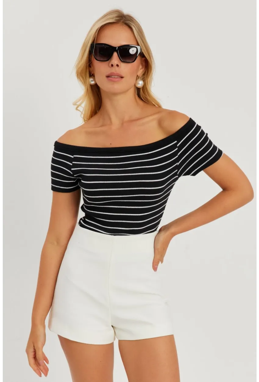 Kadın Siyah Madonna Yaka Çizgili Kaşkorse Bluz AYD311