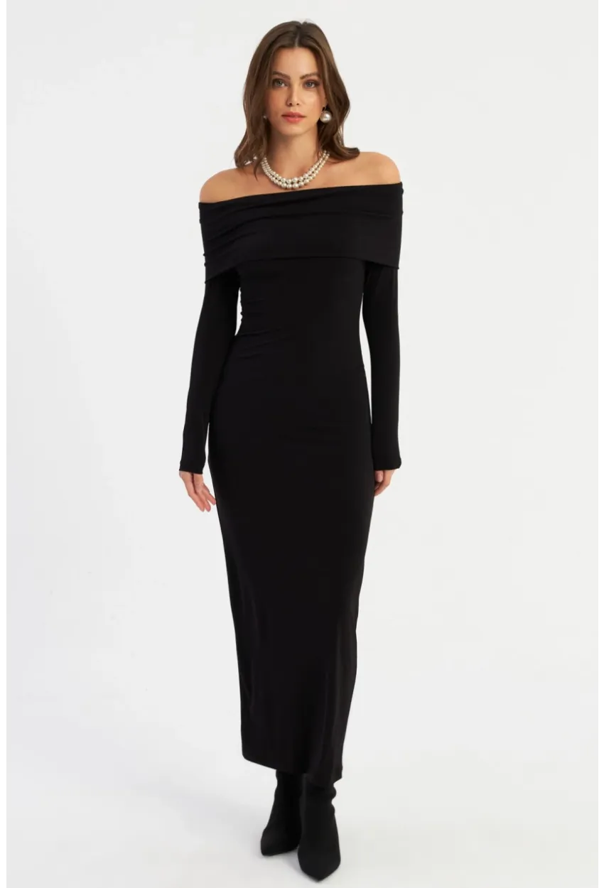 Kadın Siyah Madonna Yaka Maxi Elbise LİK10