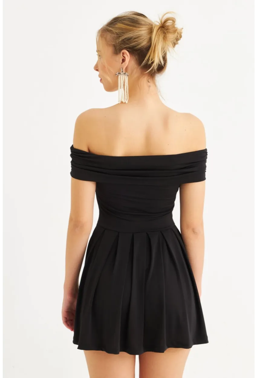 Kadın Siyah Madonna Yaka Midi Elbise MON1262-1