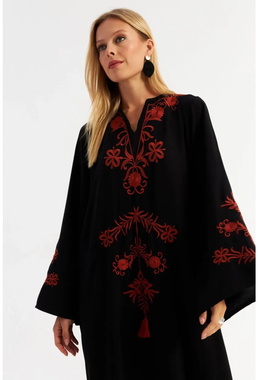 Kadın Siyah Nakışlı Maxi Elbise ALO14