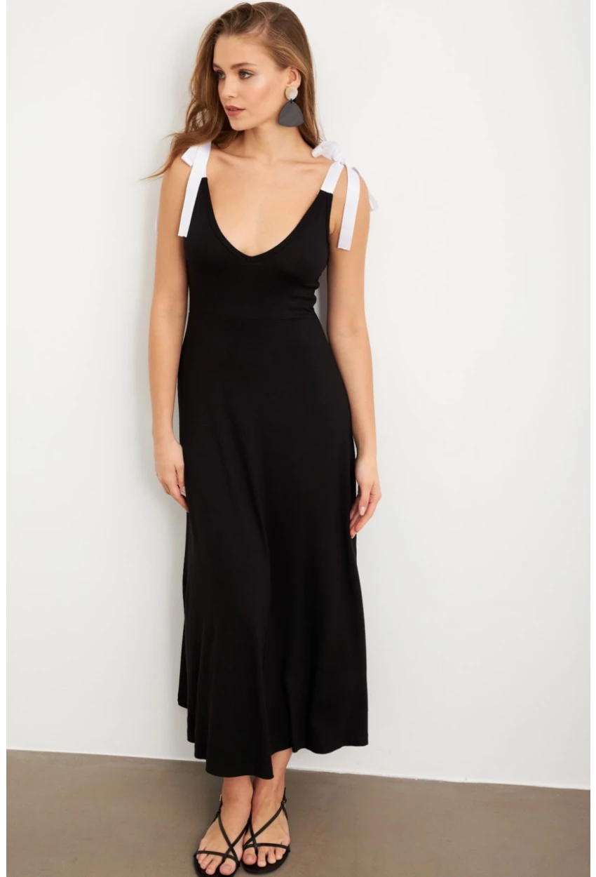 Kadın Siyah Omuz Fiyonklu V Yaka Midi Elbise EY3091