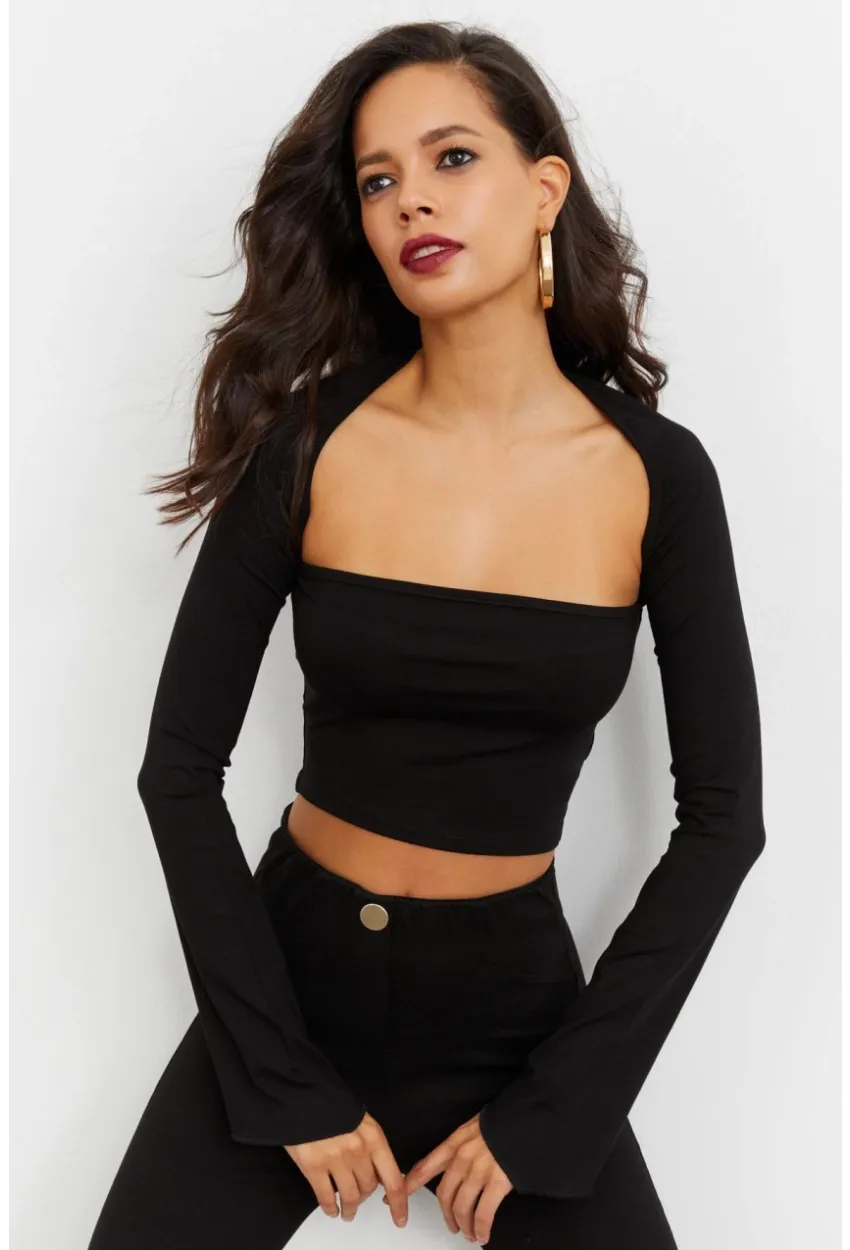 Kadın Siyah Pencereli Crop Bluz B1905