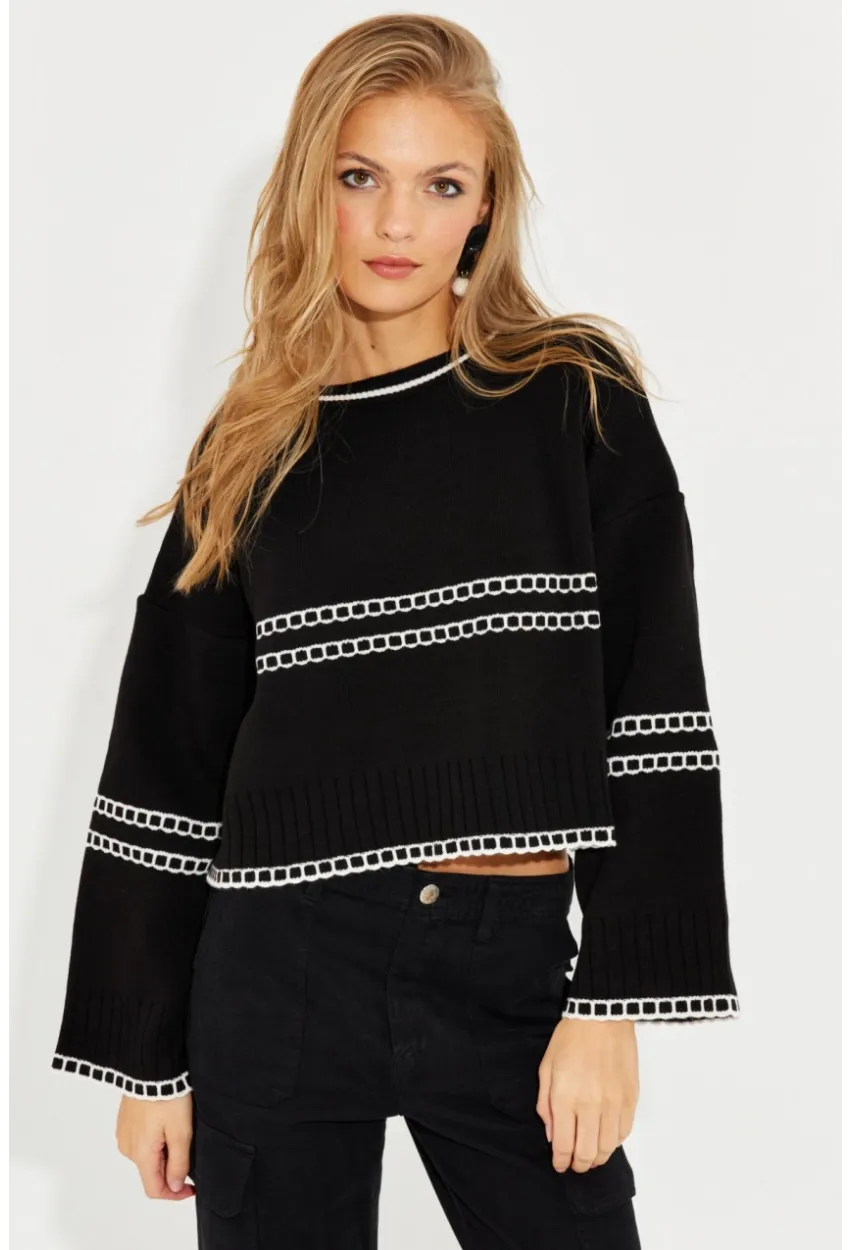 Kadın Siyah Salaş Triko Kısa Kazak YZ518