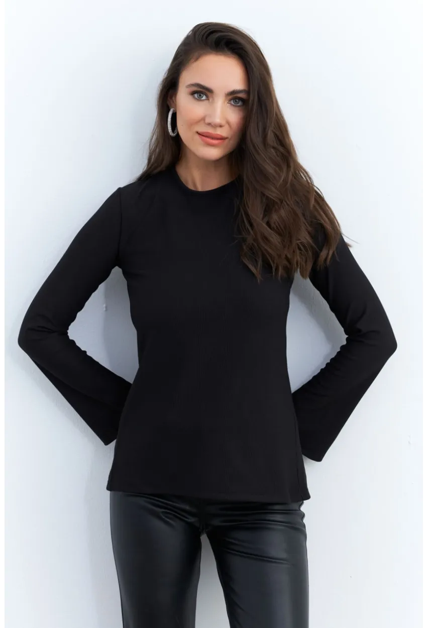 Kadın Siyah Sırt Dekolteli Aksesuarlı Bluz ELT4020