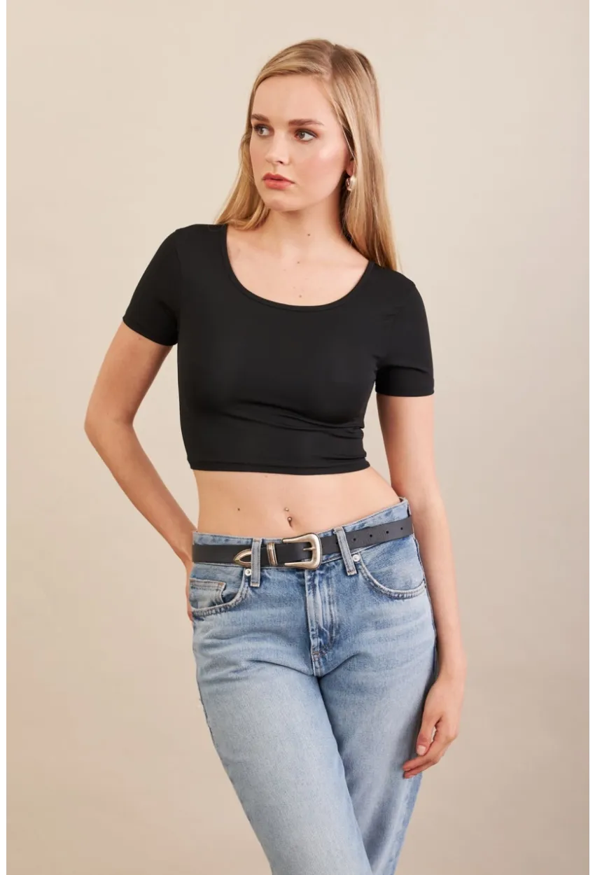 Kadın Siyah Sırtı Açık Crop Bluz AN6038