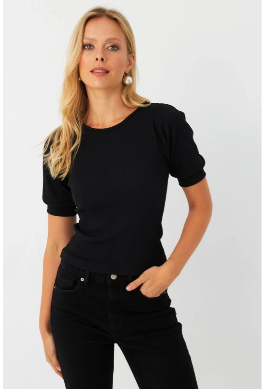 Kadın Siyah Sırtı Fiyonklu Kaşkorse Bluz EY2996