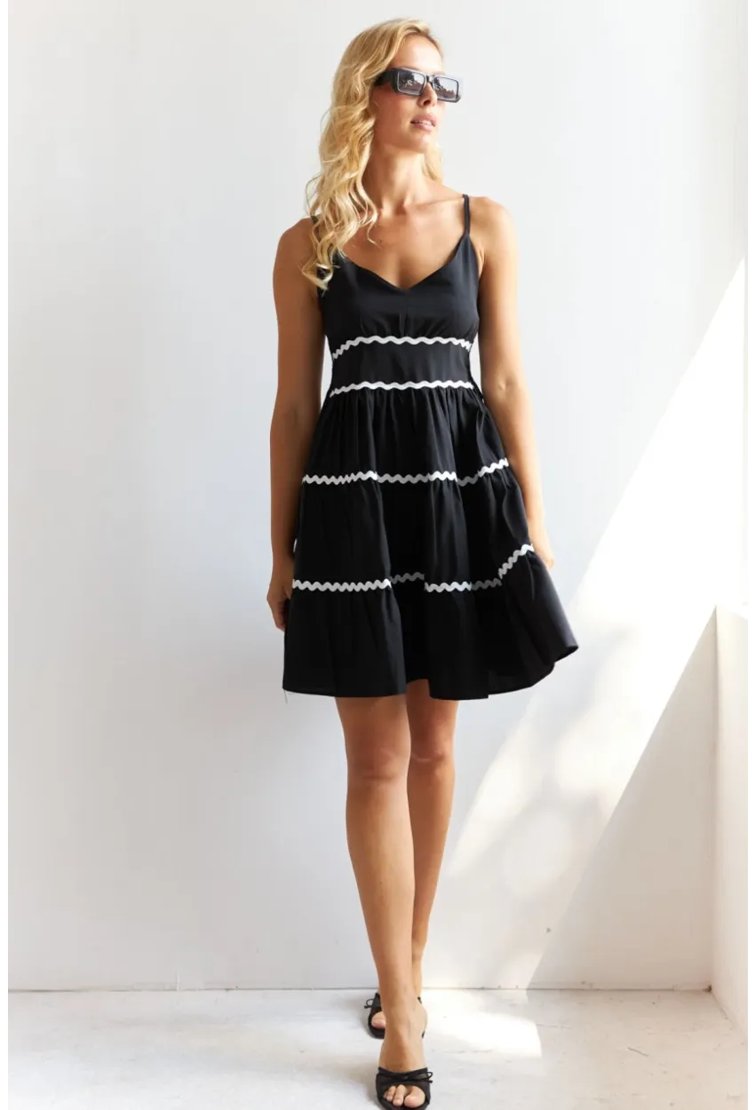 Kadın Siyah Sırtı Gipeli Biyeli Midi Elbise SF12791