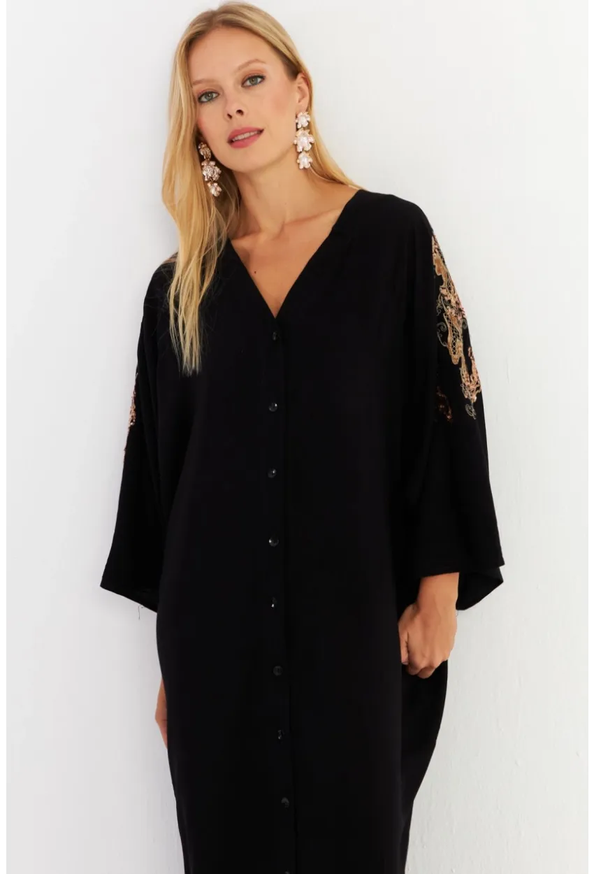 Kadın Siyah Sırtı Nakışlı Düğmeli Maxi Elbise ALO16