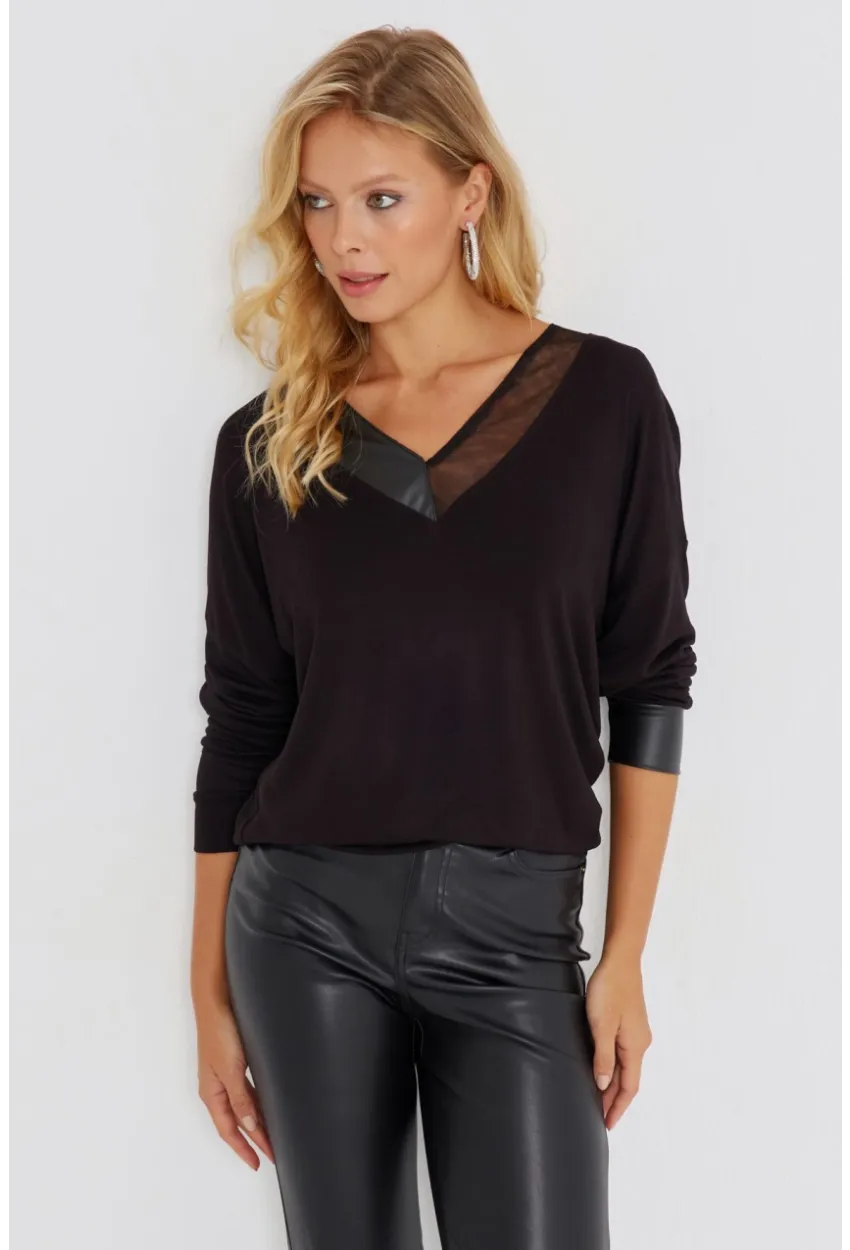 Kadın Siyah Suni Deri Detaylı Salaş Bluz ST827