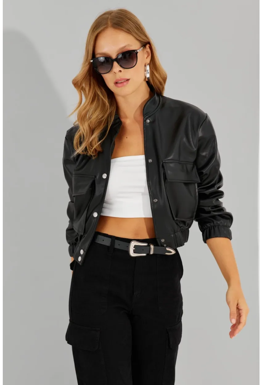 Kadın Siyah Suni Deri Kısa Bomber Ceket LST57