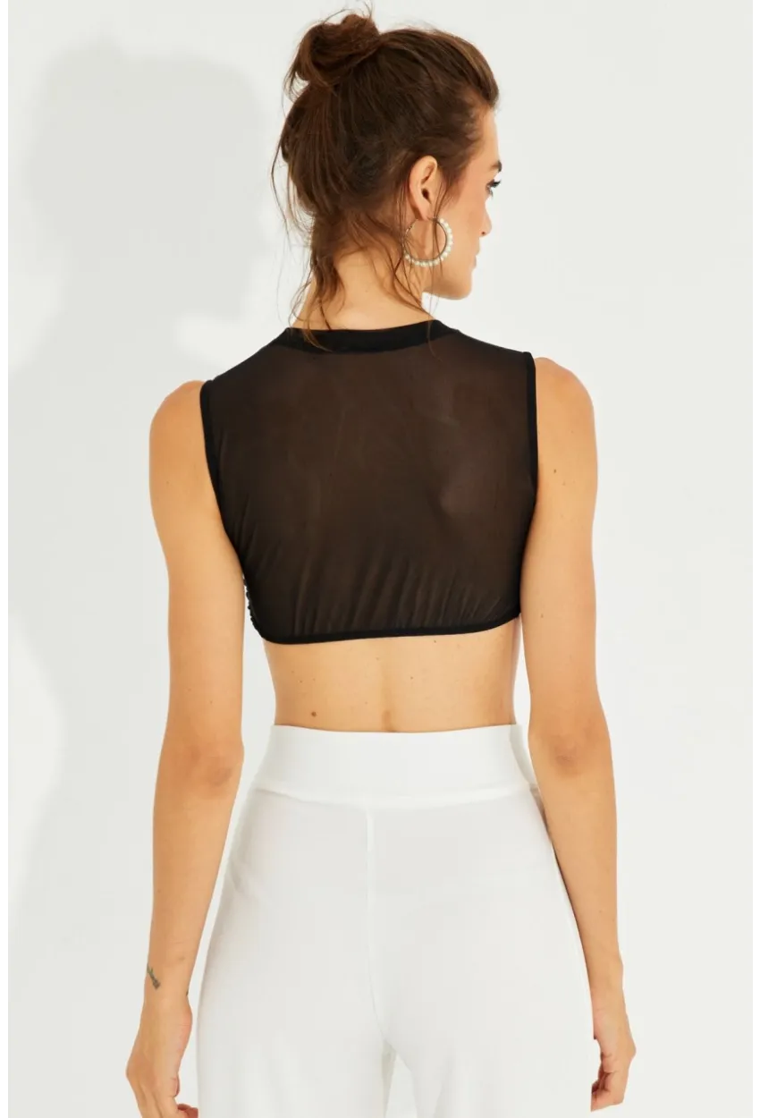 Kadın Siyah Tül Detaylı Crop Bluz YEL221241