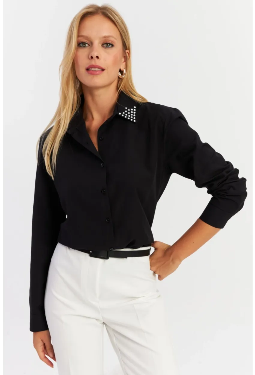 Kadın Siyah Yakası Taşlı Gömlek ZER413