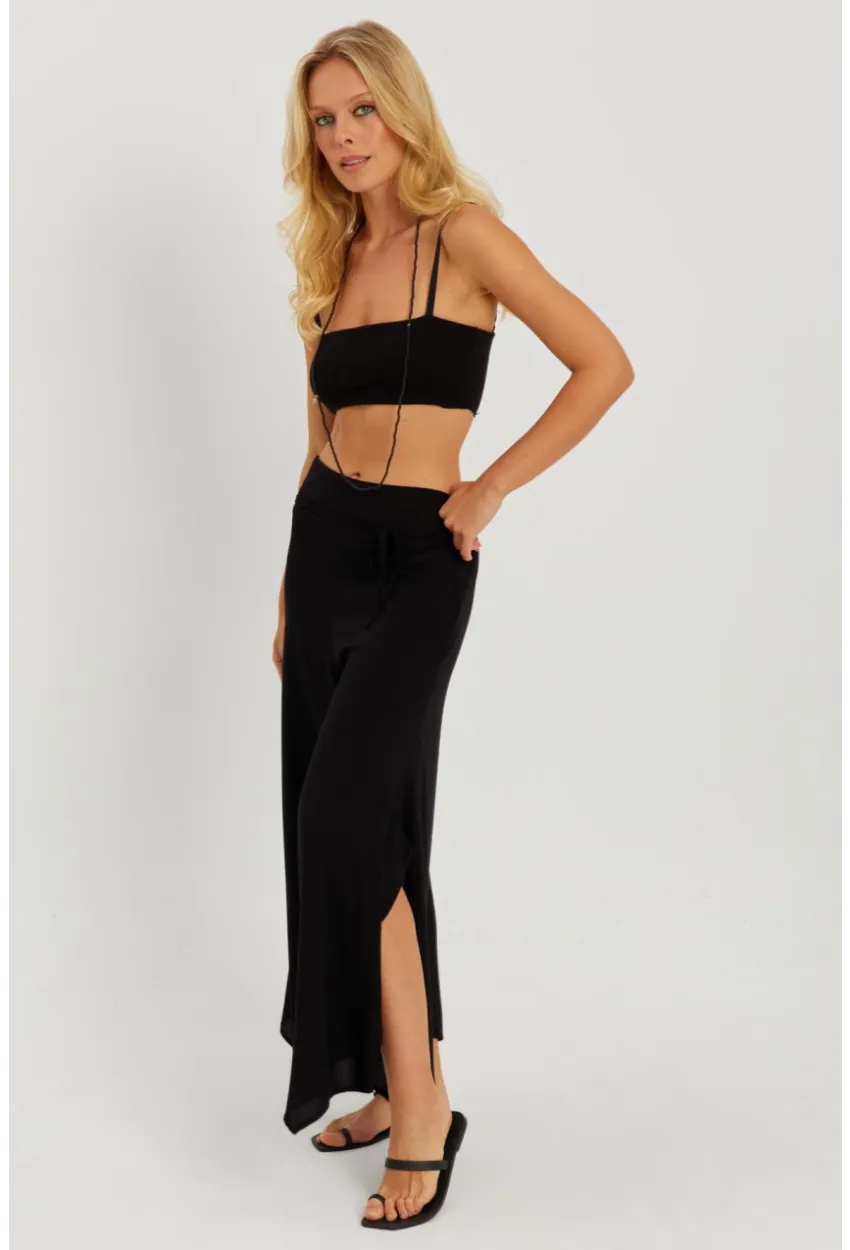 Kadın Siyah Yırtmaçlı Pantolon ÖM405