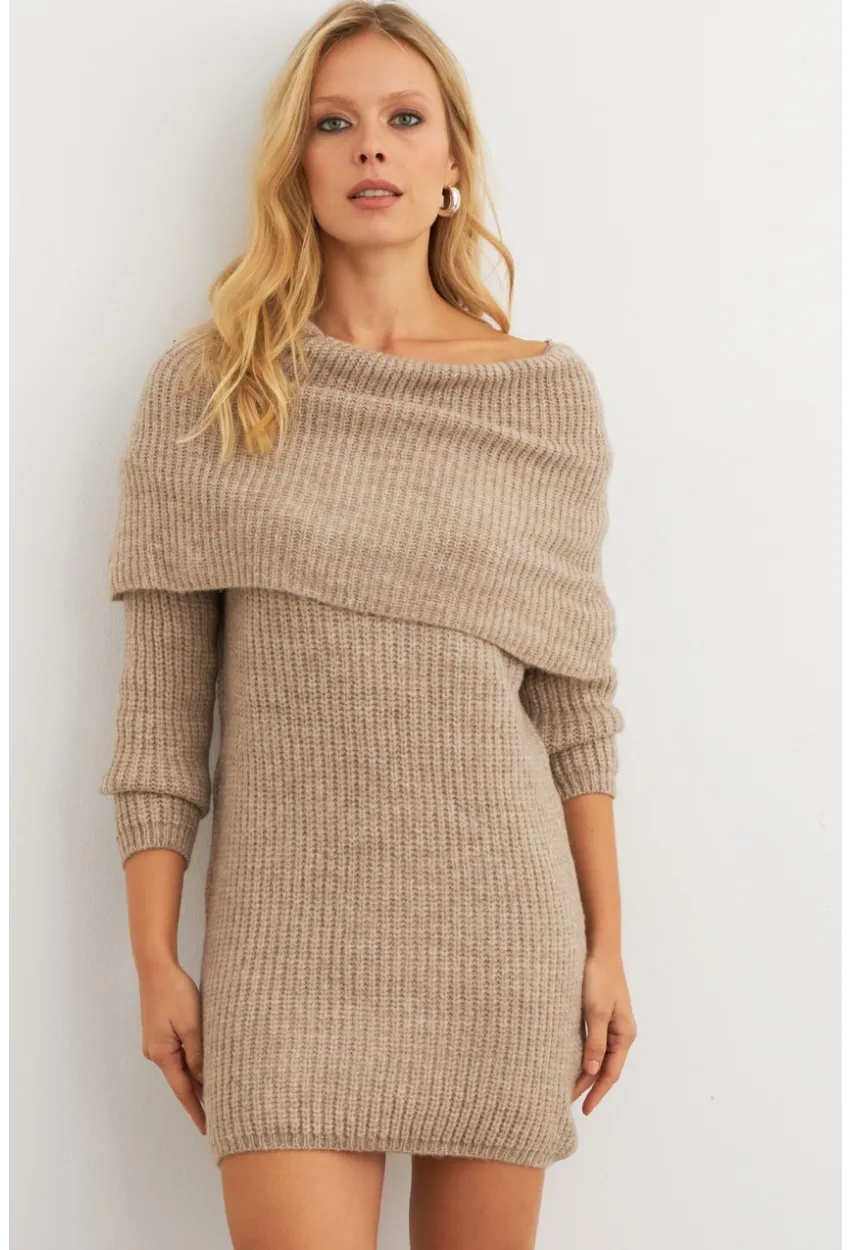 Kadın Sütlü Kahve Madonna Yaka Triko Tunik Elbise KAZ36