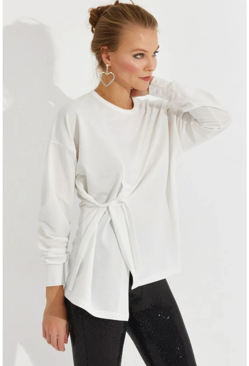 Kadın Beyaz Bağlamalı Sweatshirt Yİ2493