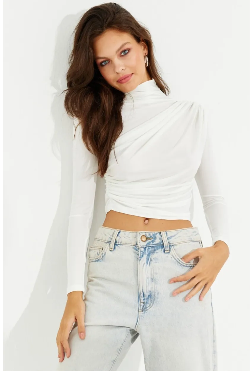 Kadın Beyaz Drapeli Bluz LPP1226