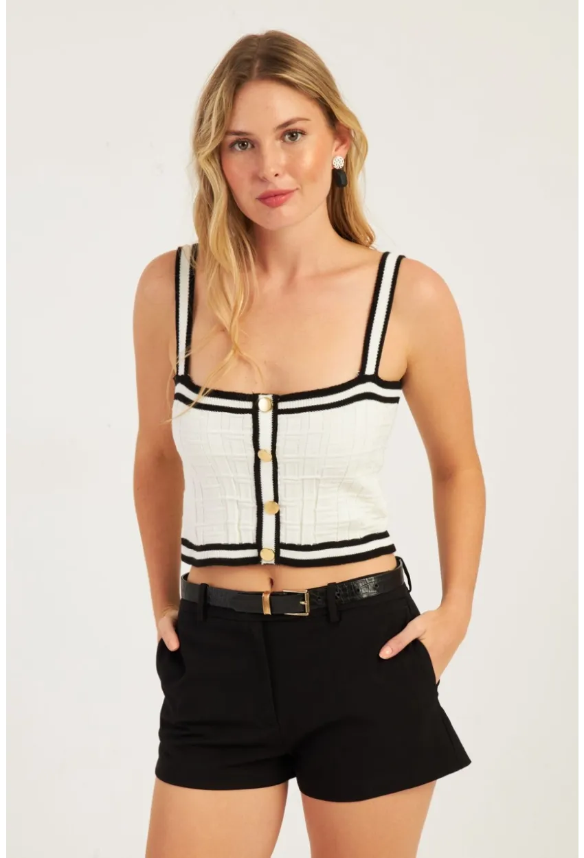 Kadın Beyaz Düğme Detaylı Triko Crop Bluz MSS134