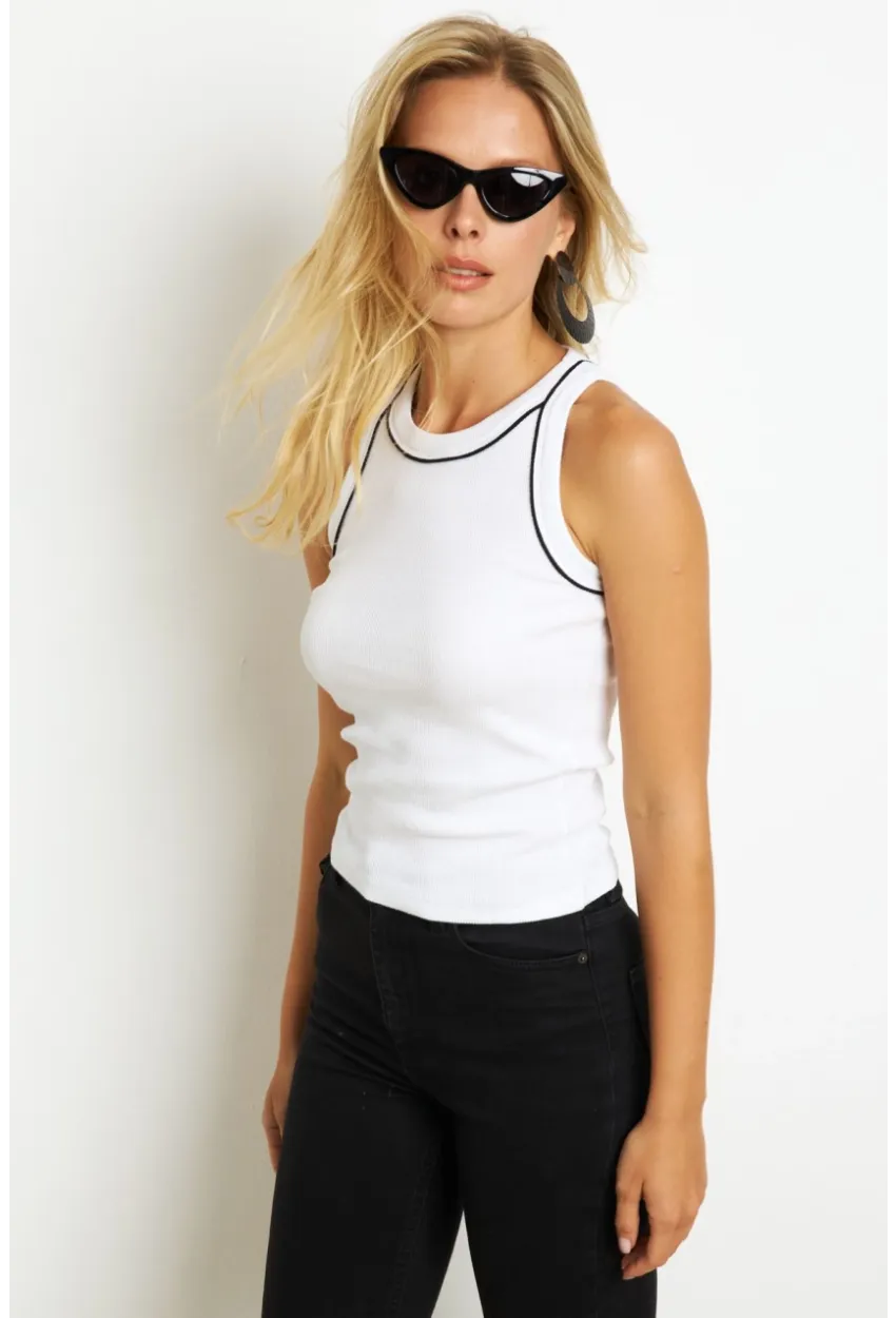 Kadın Beyaz Halter Yaka Kaşkorse Bluz AYD326