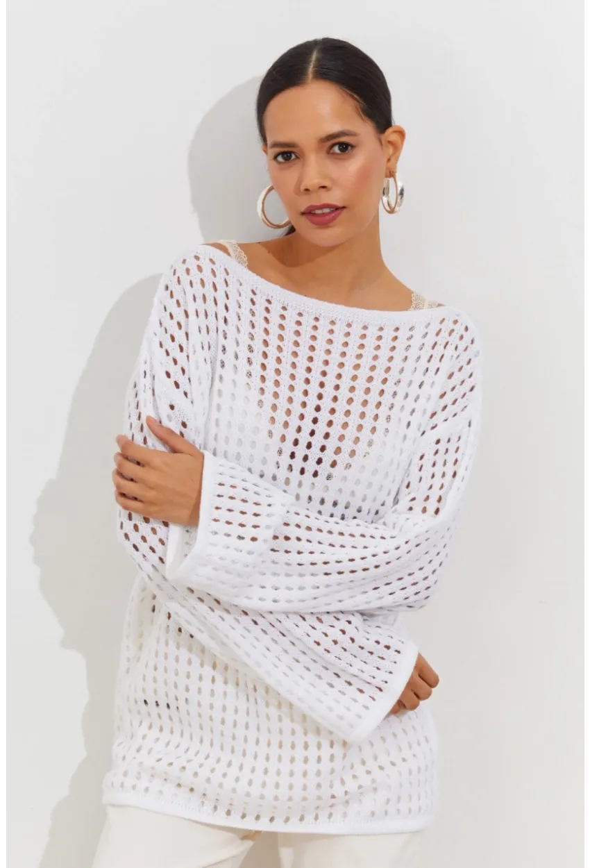 Kadın Beyaz İspanyol Kol Ajurlu Triko Uzun Bluz SMT198