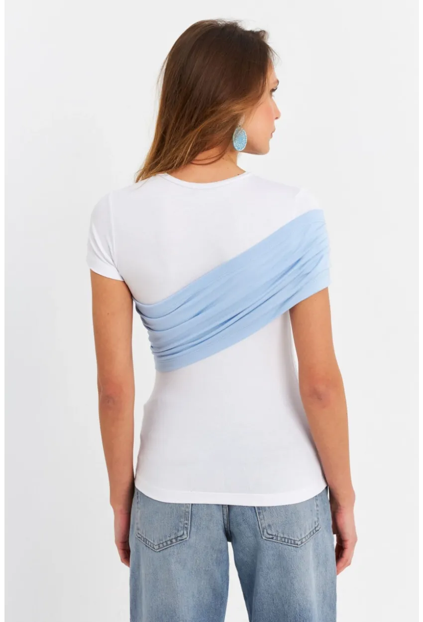 Kadın Beyaz-Mavi Çapraz Bloklu Bluz EY3073