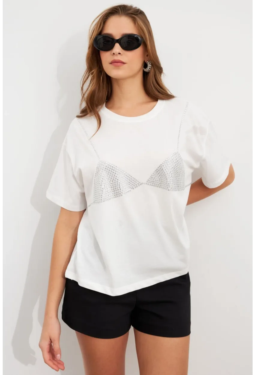 Kadın Beyaz Straslı Oversize T-Shirt TPG13